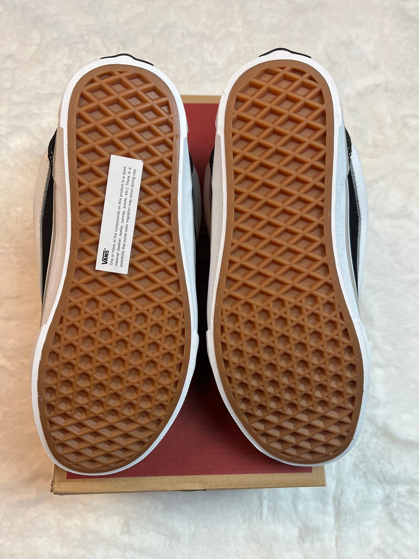 Vans Knu Skool Black White