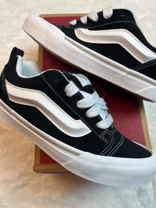 Vans Knu Skool Black White