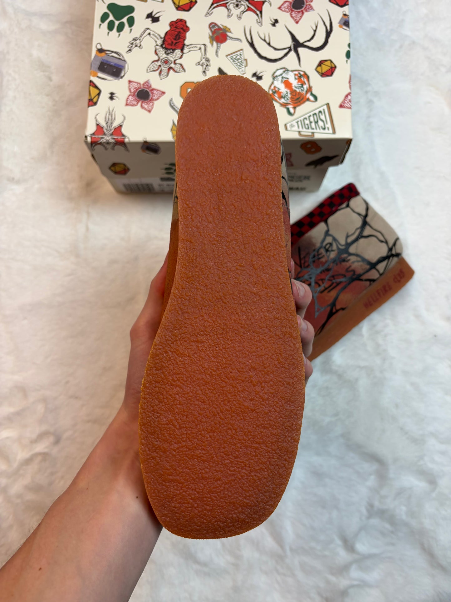 Clarks Boots en Nubuck Wallabee x Stranger Things