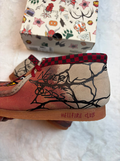 Clarks Boots en Nubuck Wallabee x Stranger Things